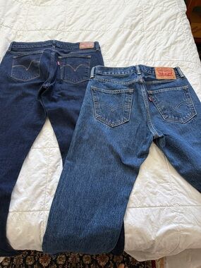 Levi's Straight Jeans in Dark Blue and Medium Blue